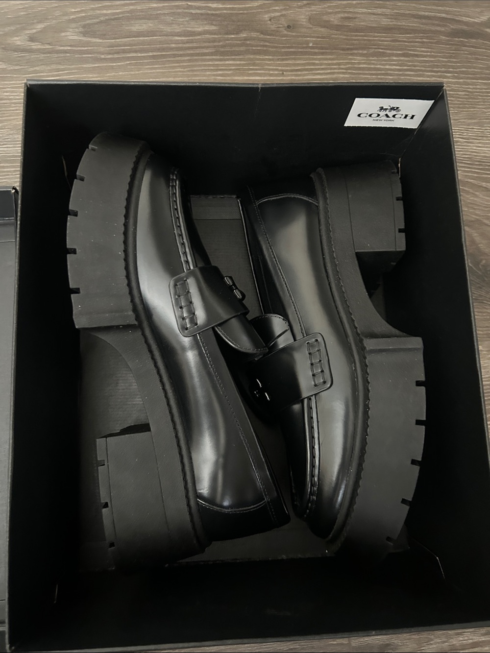 NWT Coach Leah Black Leather Platform Loafer - Picture 15 of 16